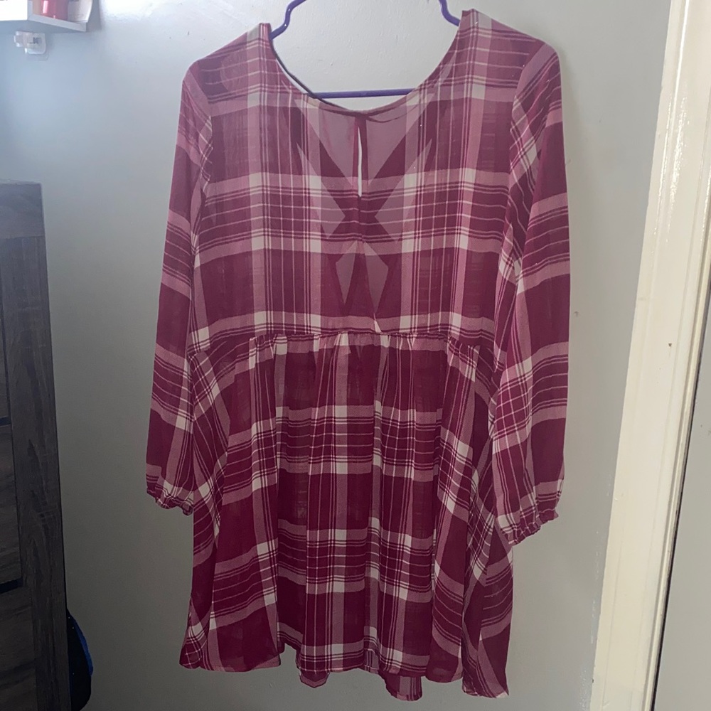 Chic Plaid Blouse in Burgundy